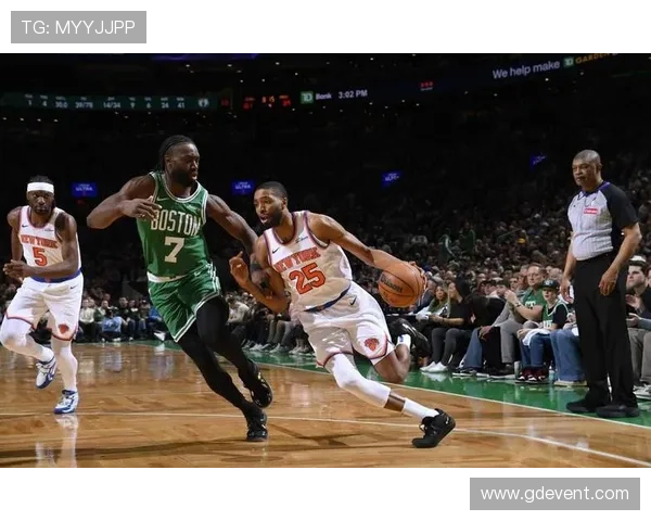 热火主场再度发威力克尼克斯 豪取两连胜展现强劲争冠势头