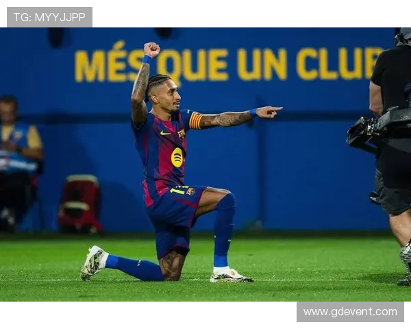 西甲比赛胡安卢制造点球 巴尔加斯稳健主罚轻松破门